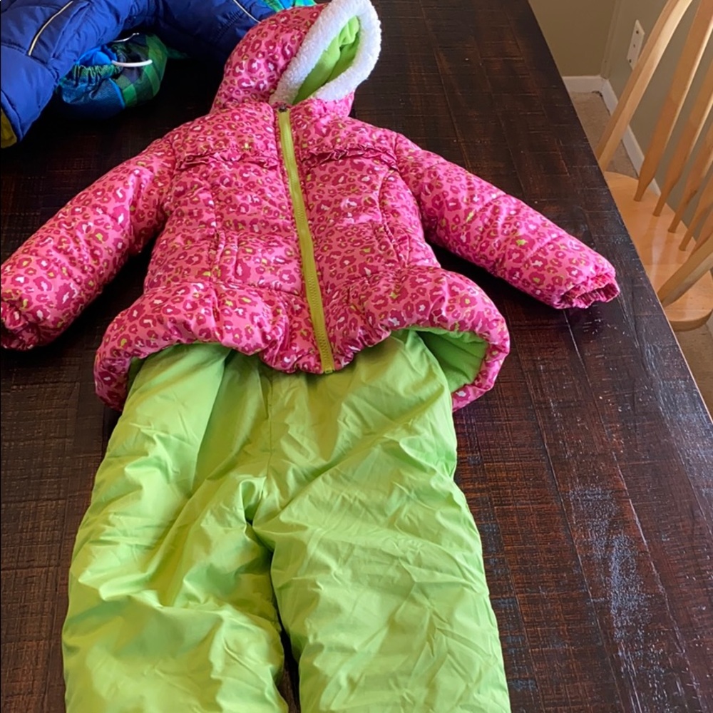 Snow suit
